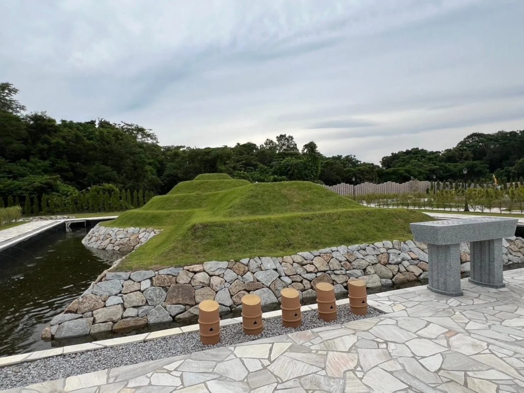 広々とした庭園の風景