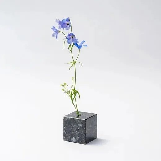 SHINOBO cube 花立て